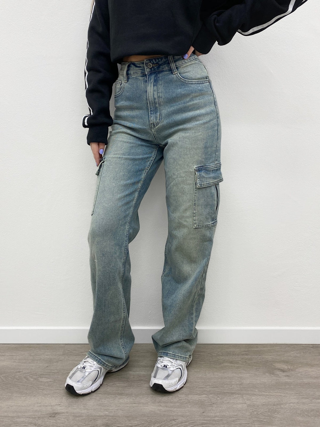 Straight Leg Cargo Jeans Washed Blue